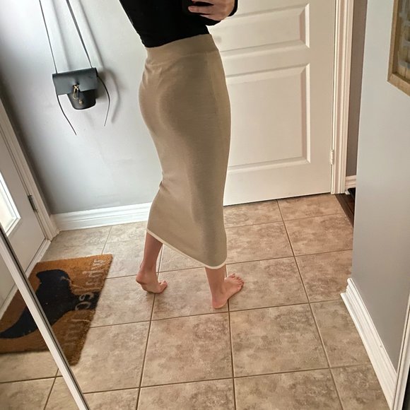 ANIMALE Cream/Beige Knit Skirt - Picture 4 of 8